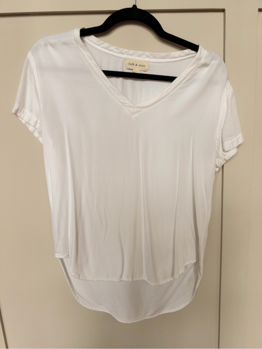 cloth & stone White V-Neck Short Sleeve Tee